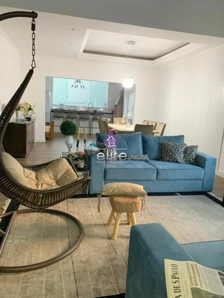 Casa, 3 quartos, 280 m² - Foto 1