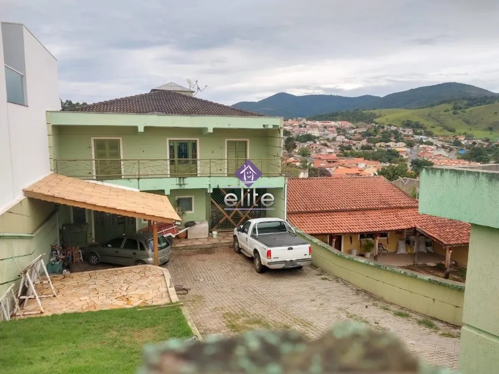 Casa, 3 quartos, 250 m² - Foto 1