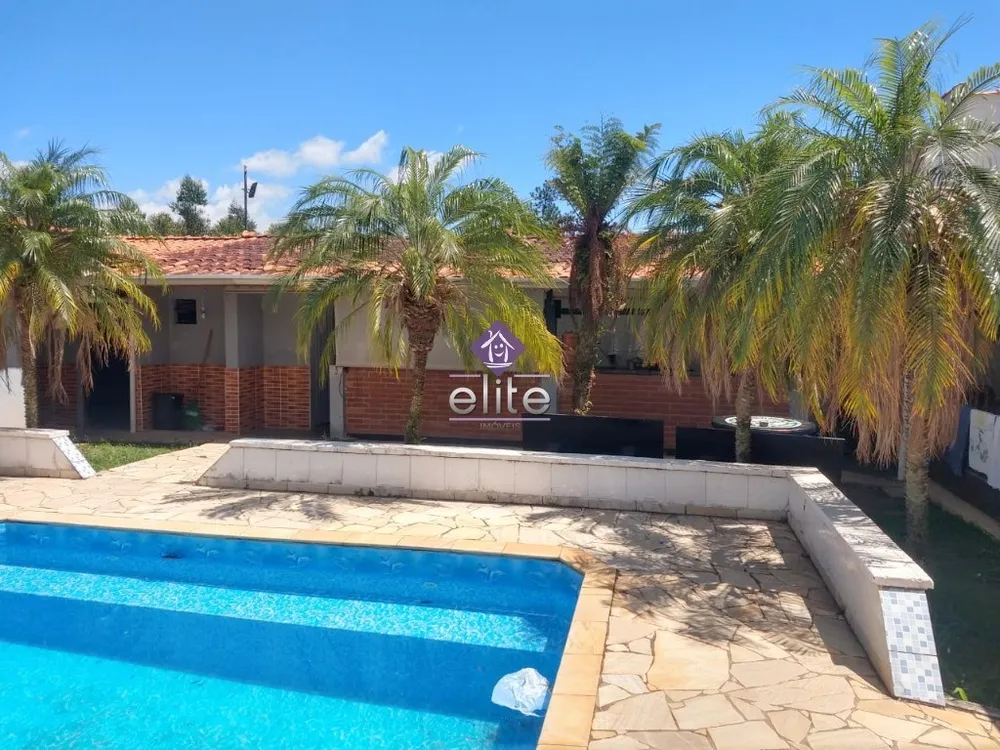 Casa, 5 quartos, 279 m² - Foto 1