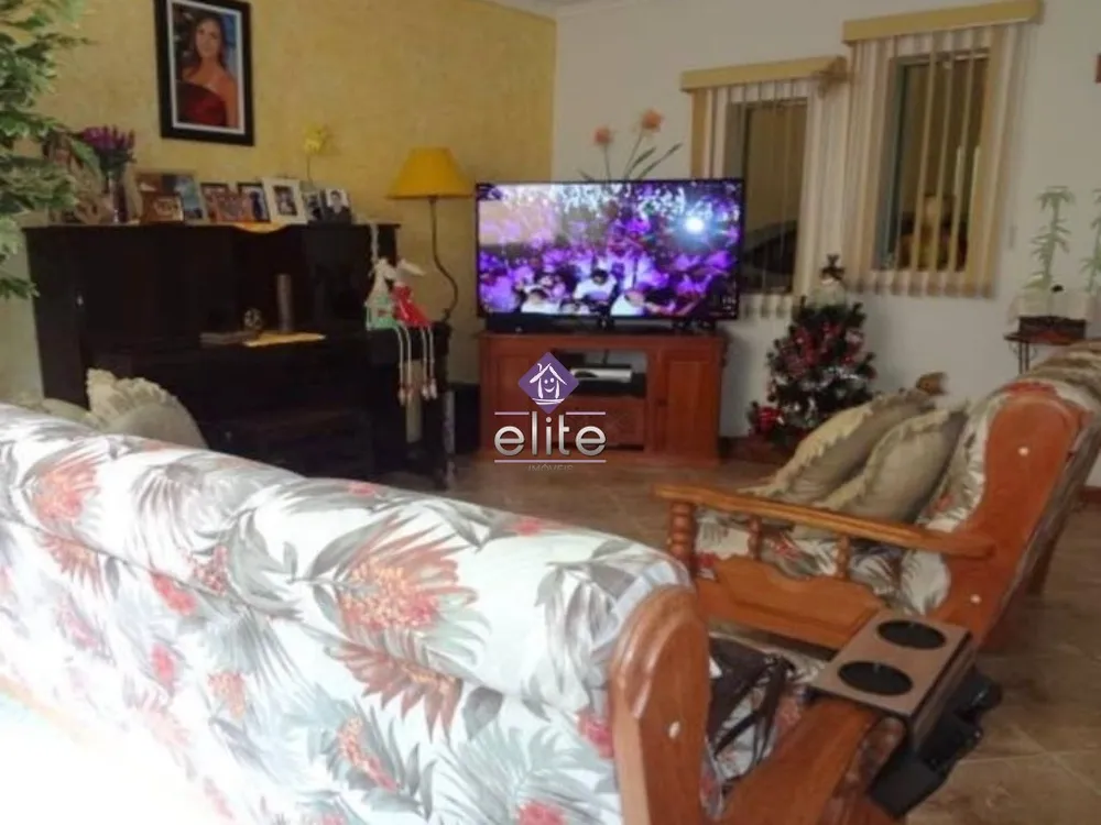 Casa, 3 quartos, 260 m² - Foto 3