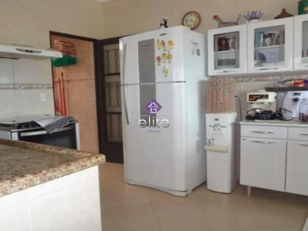 Casa, 3 quartos, 260 m² - Foto 4