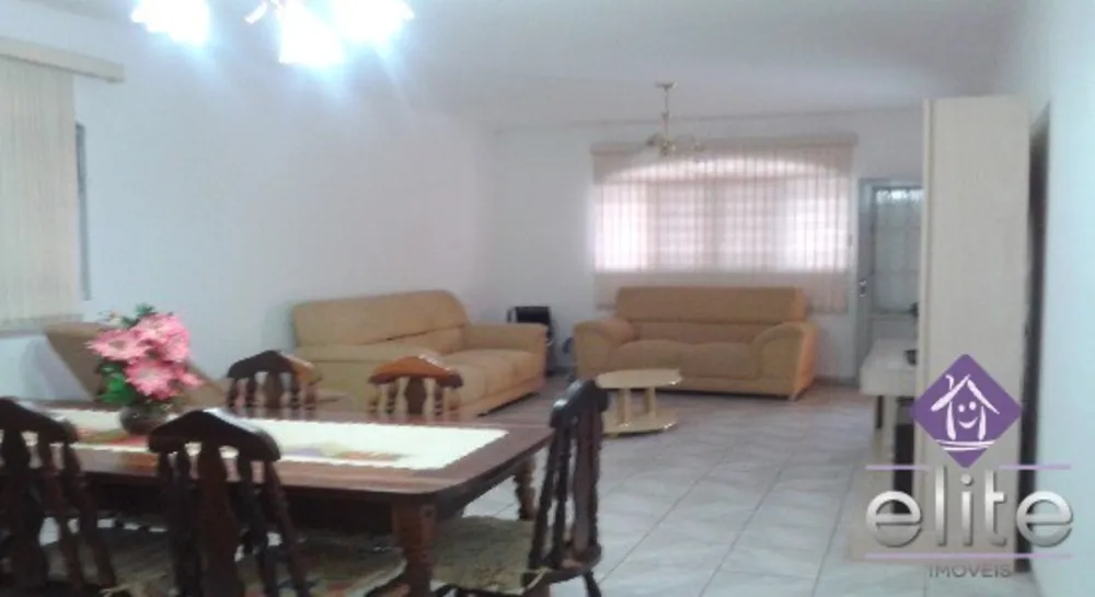 Casa, 3 quartos, 180 m² - Foto 1