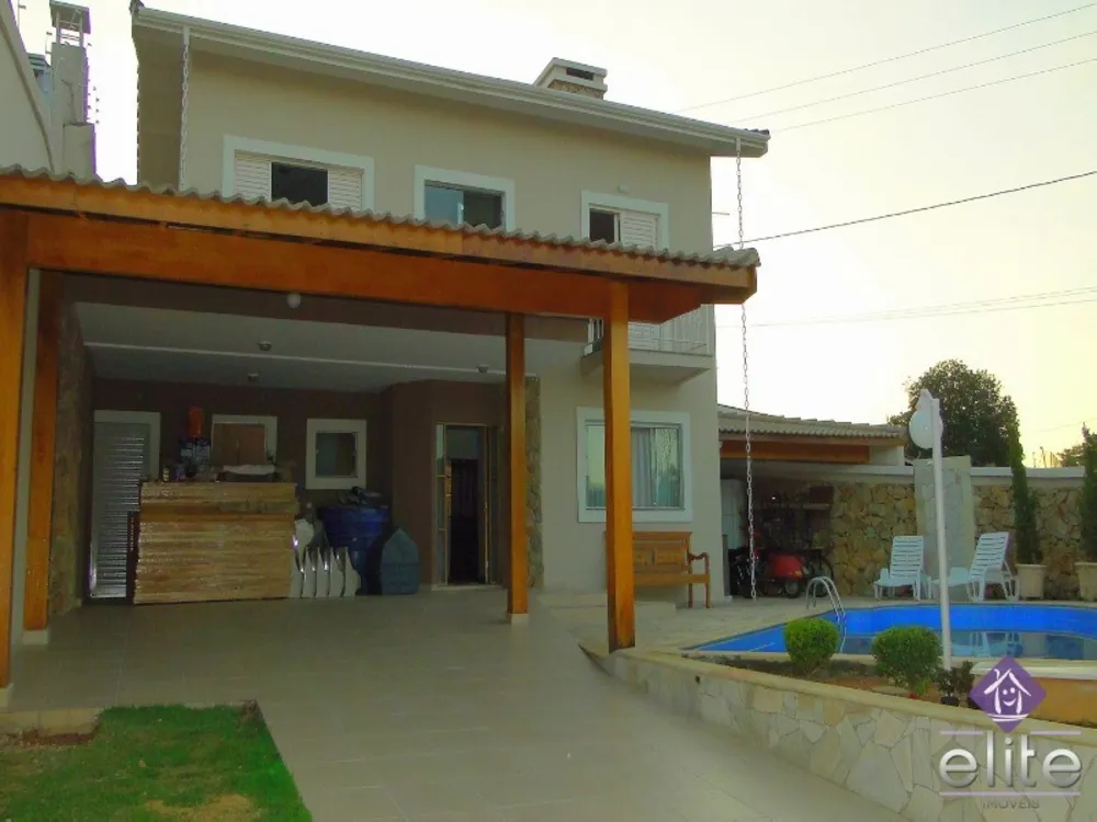 Casa, 3 quartos, 280 m² - Foto 1