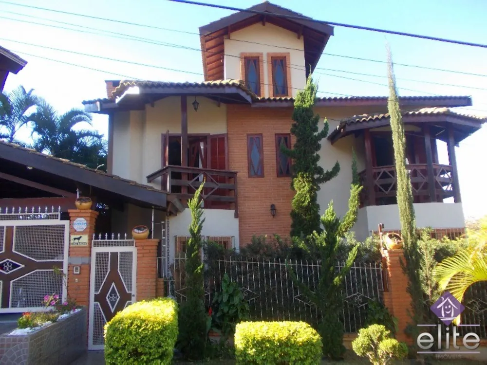 Casa, 3 quartos, 220 m² - Foto 2