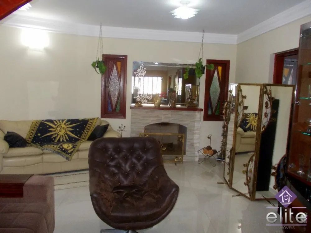 Casa, 3 quartos, 220 m² - Foto 3
