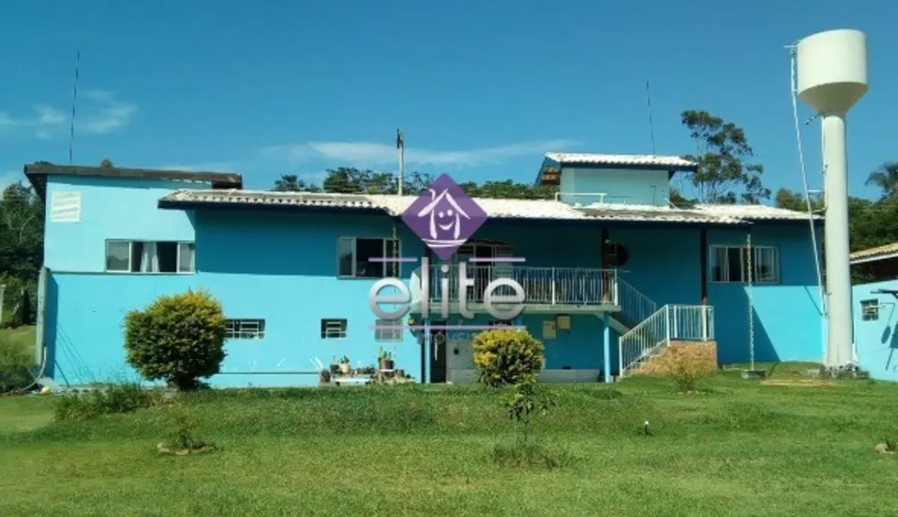Chácara, 4 quartos, 1525 m² - Foto 2