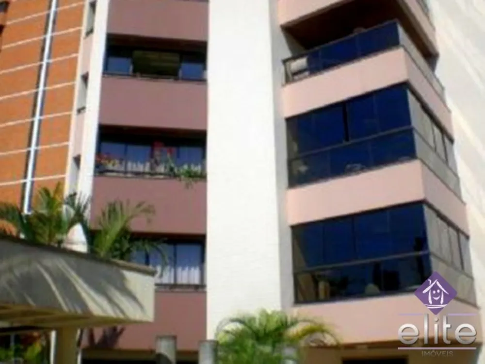 Apartamento, 3 quartos, 175 m² - Foto 1