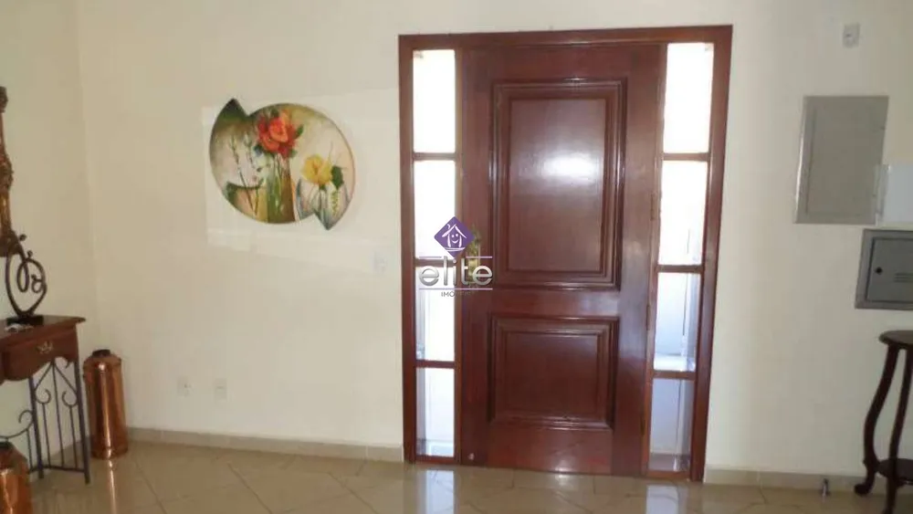 Casa, 4 quartos, 630 m² - Foto 2