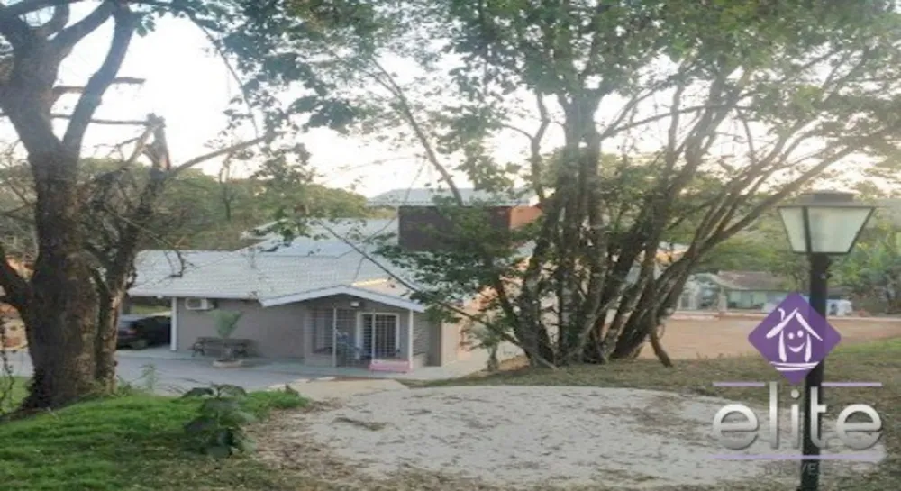 Casa, 3 quartos, 180 m² - Foto 1