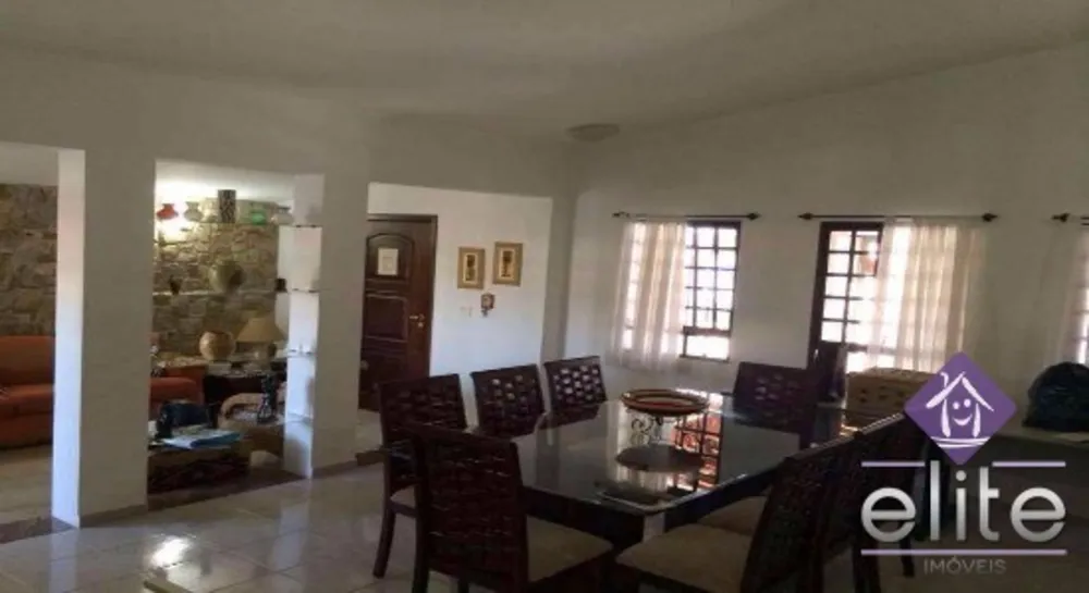 Casa, 3 quartos, 211 m² - Foto 3