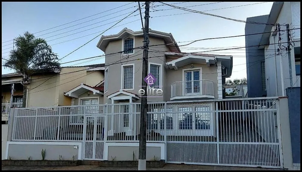 Casa, 3 quartos, 250 m² - Foto 1