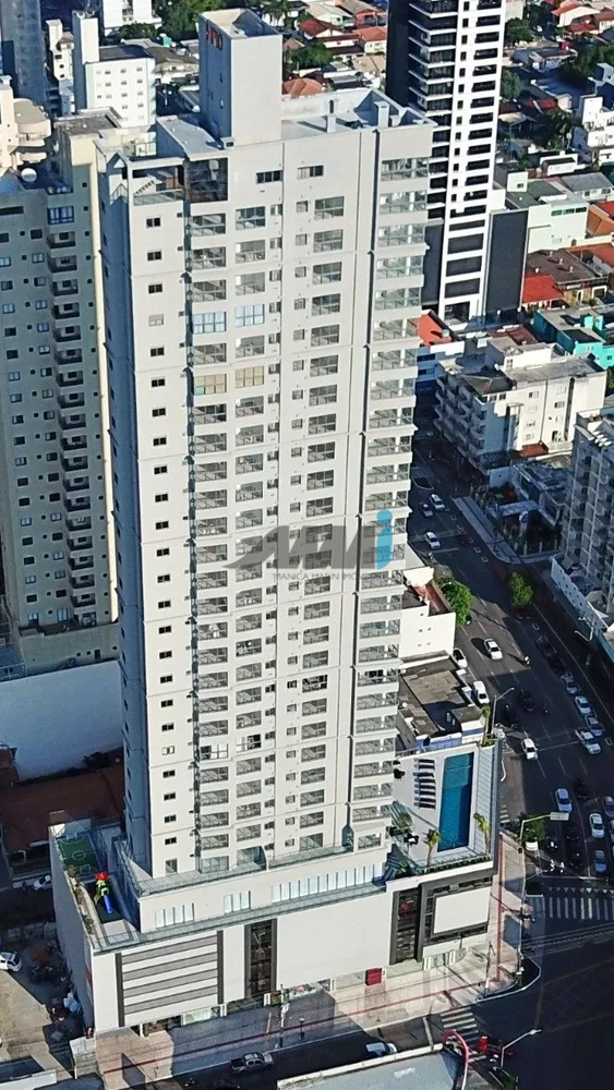 Cobertura à venda com 4 quartos, 275m² - Foto 2