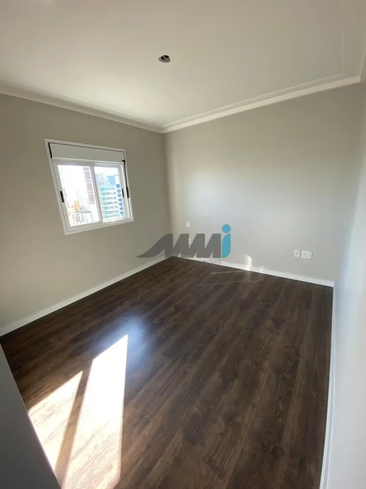Apartamento, 3 quartos, 136 m² - Foto 9