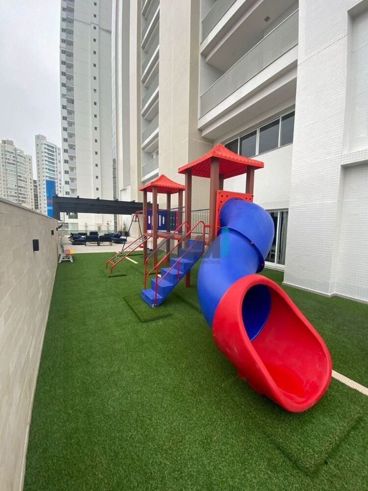 Apartamento à venda com 3 quartos, 193m² - Foto 5
