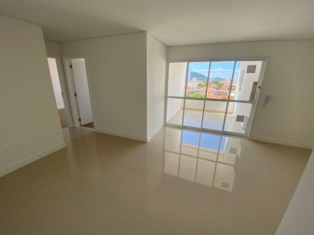 Apartamento à venda com 2 quartos, 77m² - Foto 7