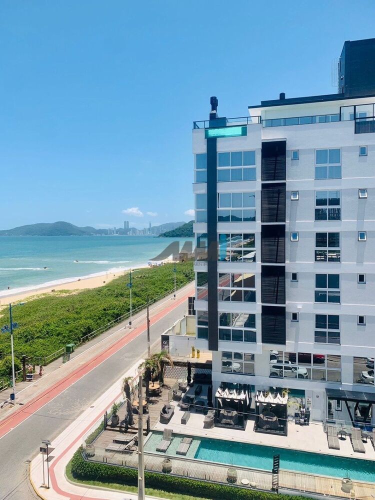 Cobertura, 4 quartos, 237 m² - Foto 2