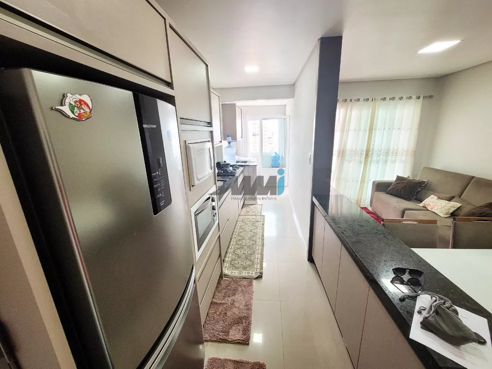 Apartamento à venda com 3 quartos, 92m² - Foto 5