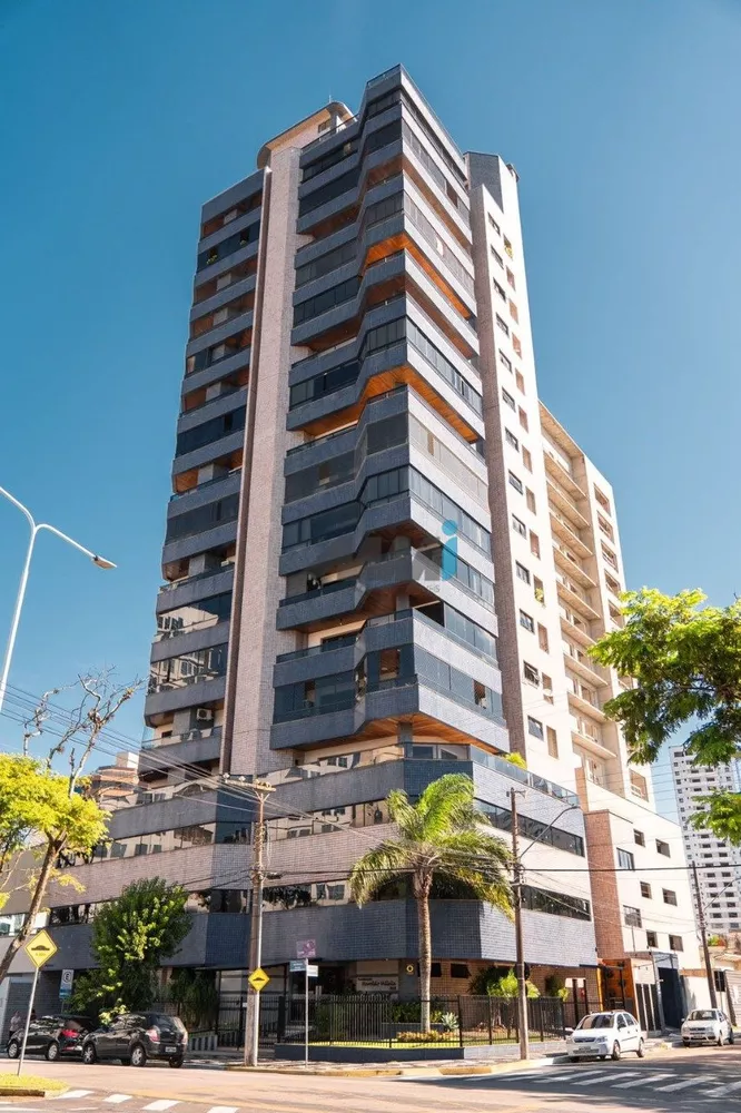 Apartamento à venda com 4 quartos, 280m² - Foto 1