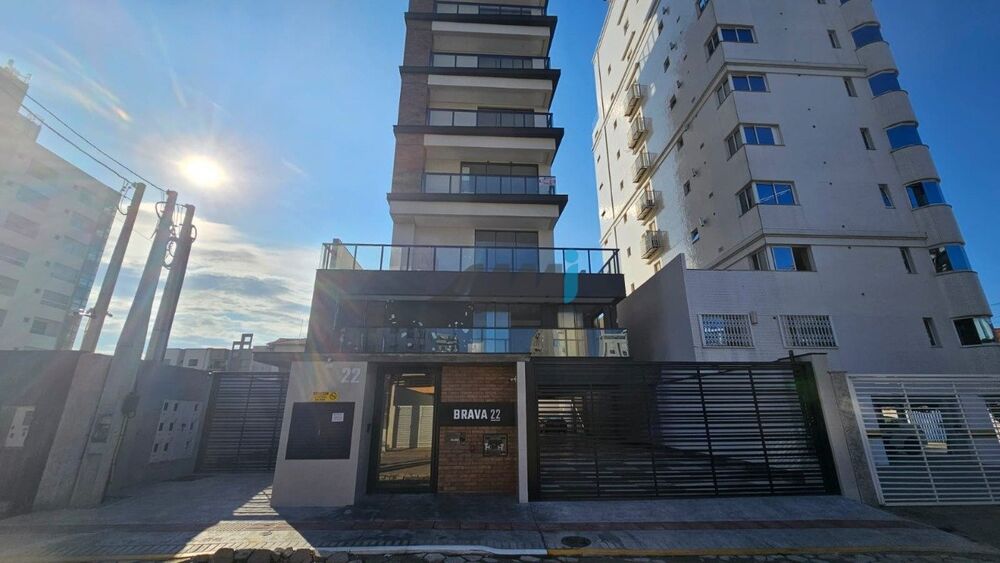 Apartamento à venda com 4 quartos, 174m² - Foto 2