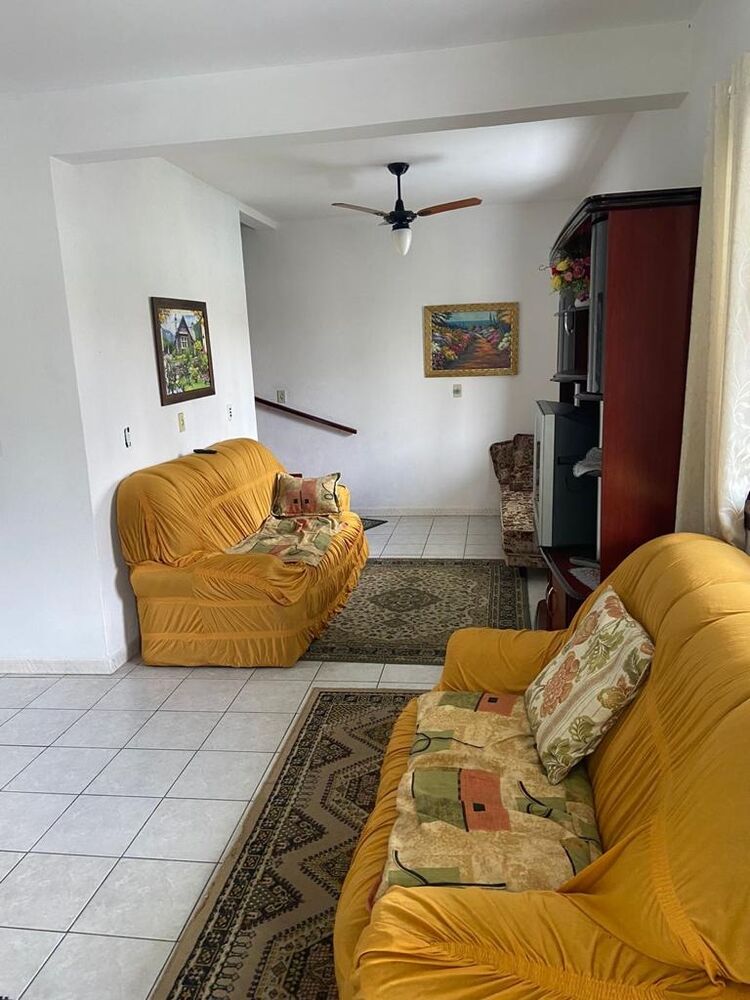 Sobrado para alugar com 4 quartos, 197m² - Foto 1