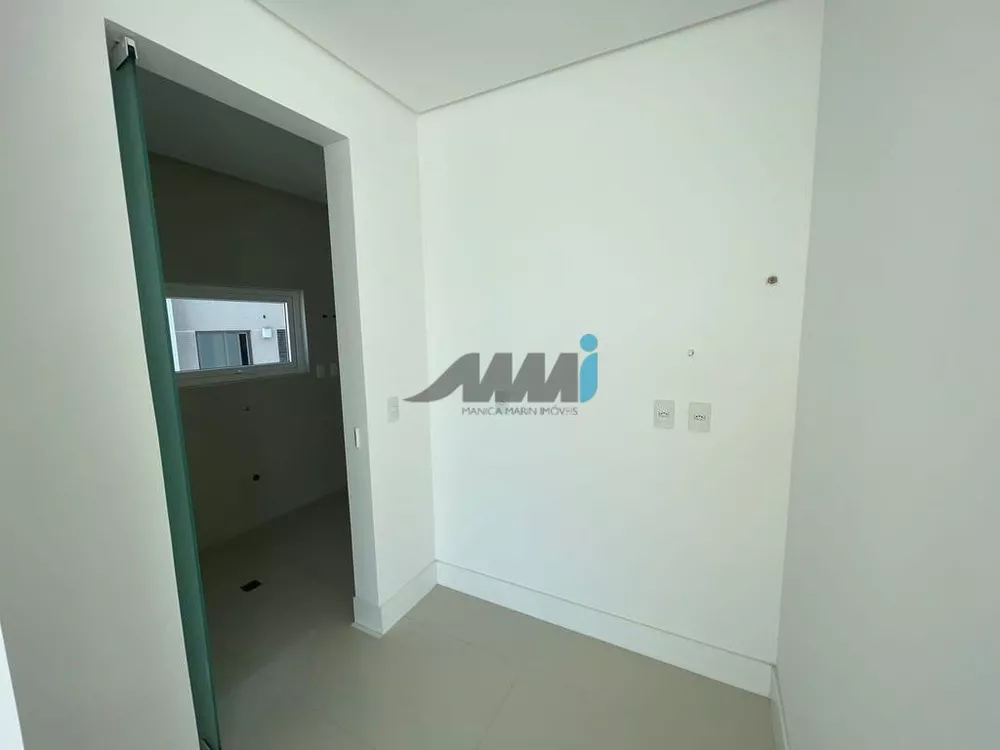 Apartamento à venda com 3 quartos, 157m² - Foto 21