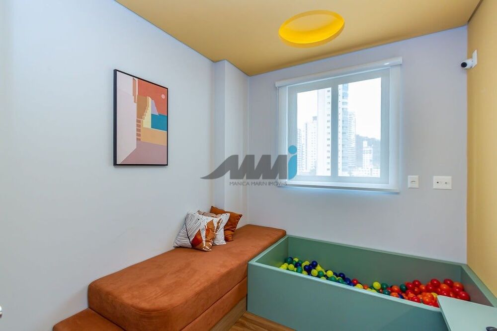 Apartamento à venda com 4 quartos, 136m² - Foto 14