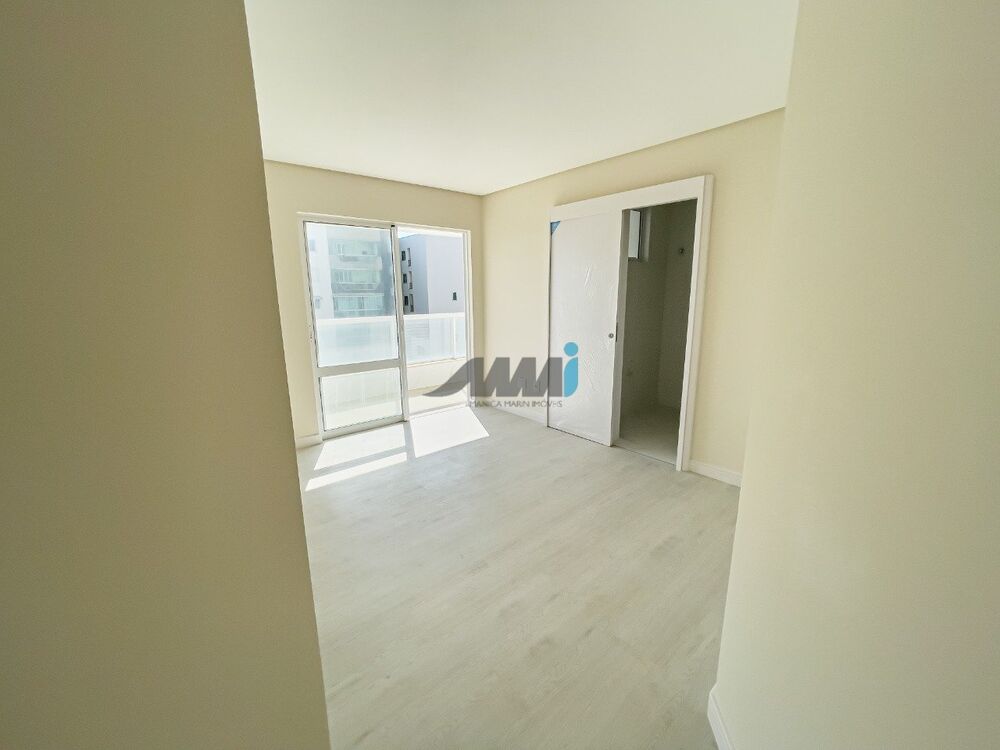 Apartamento à venda com 4 quartos, 157m² - Foto 11