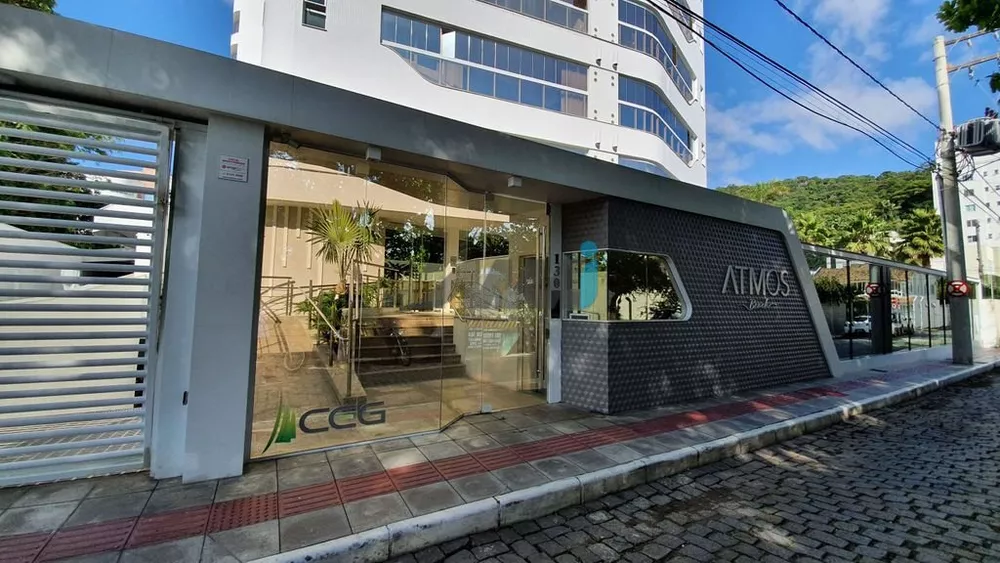 Cobertura à venda com 4 quartos, 220m² - Foto 3