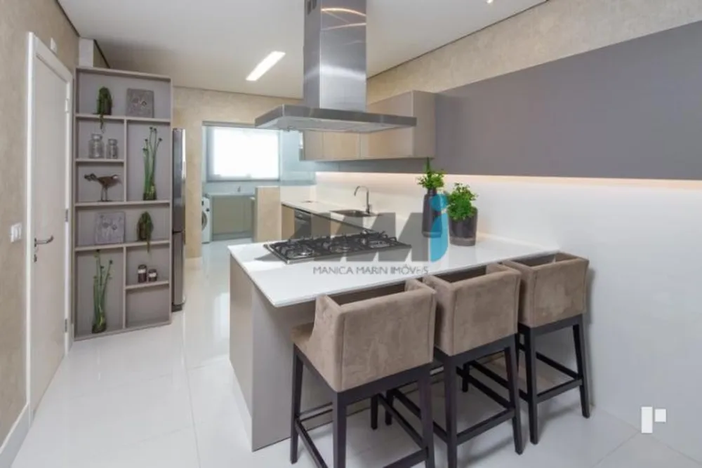 Apartamento, 4 quartos, 226 m² - Foto 1