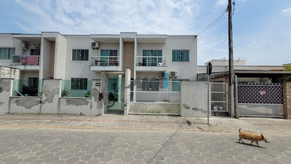 Apartamento à venda com 2 quartos, 60m² - Foto 2