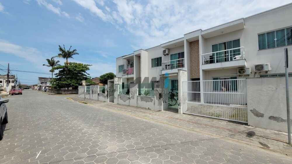 Apartamento à venda com 2 quartos, 60m² - Foto 1
