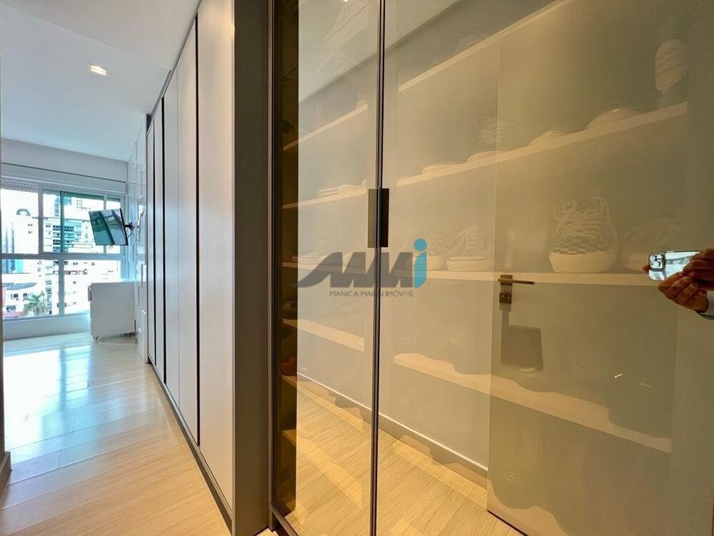 Apartamento, 3 quartos, 137 m² - Foto 2