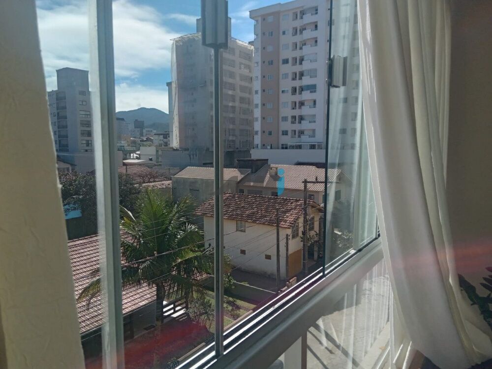 Apartamento à venda com 3 quartos, 119m² - Foto 9