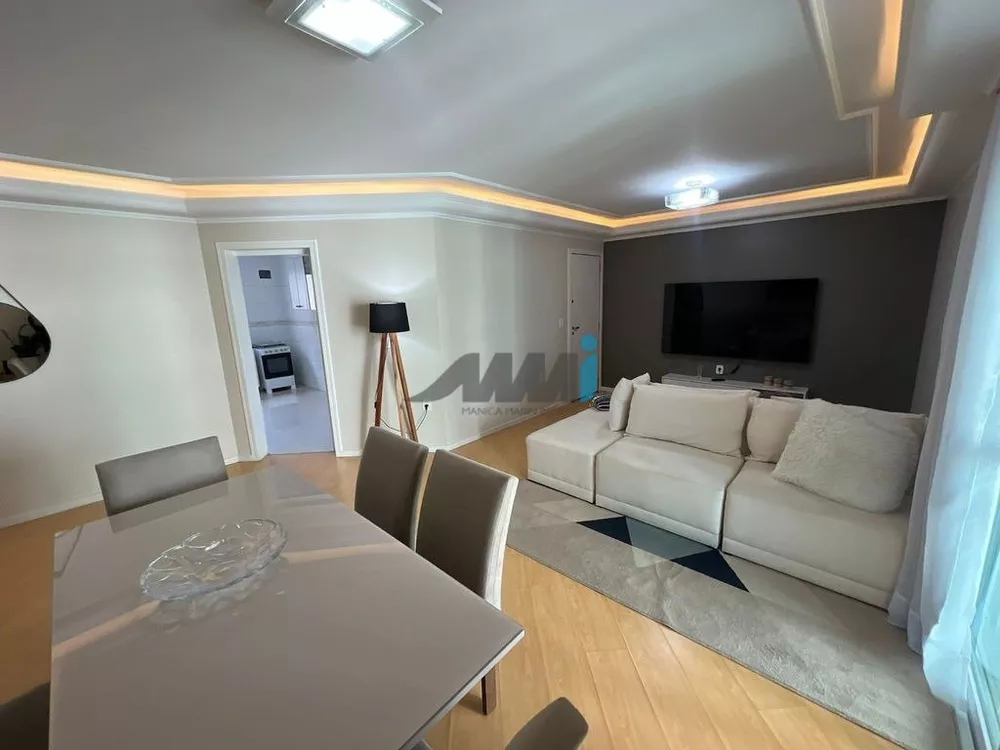 Apartamento à venda com 3 quartos, 182m² - Foto 4