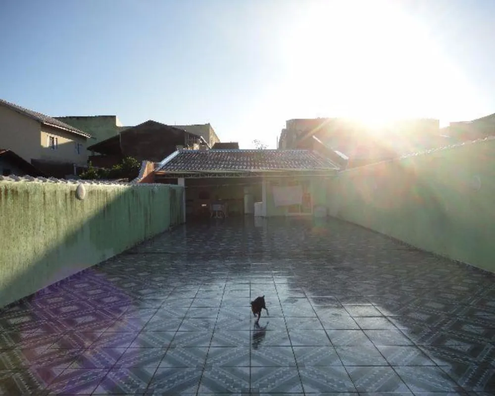 Casa, 4 quartos, 240 m² - Foto 3