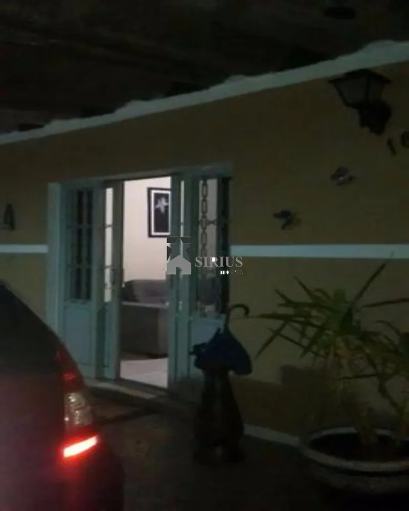 Casa, 3 quartos, 232 m² - Foto 2