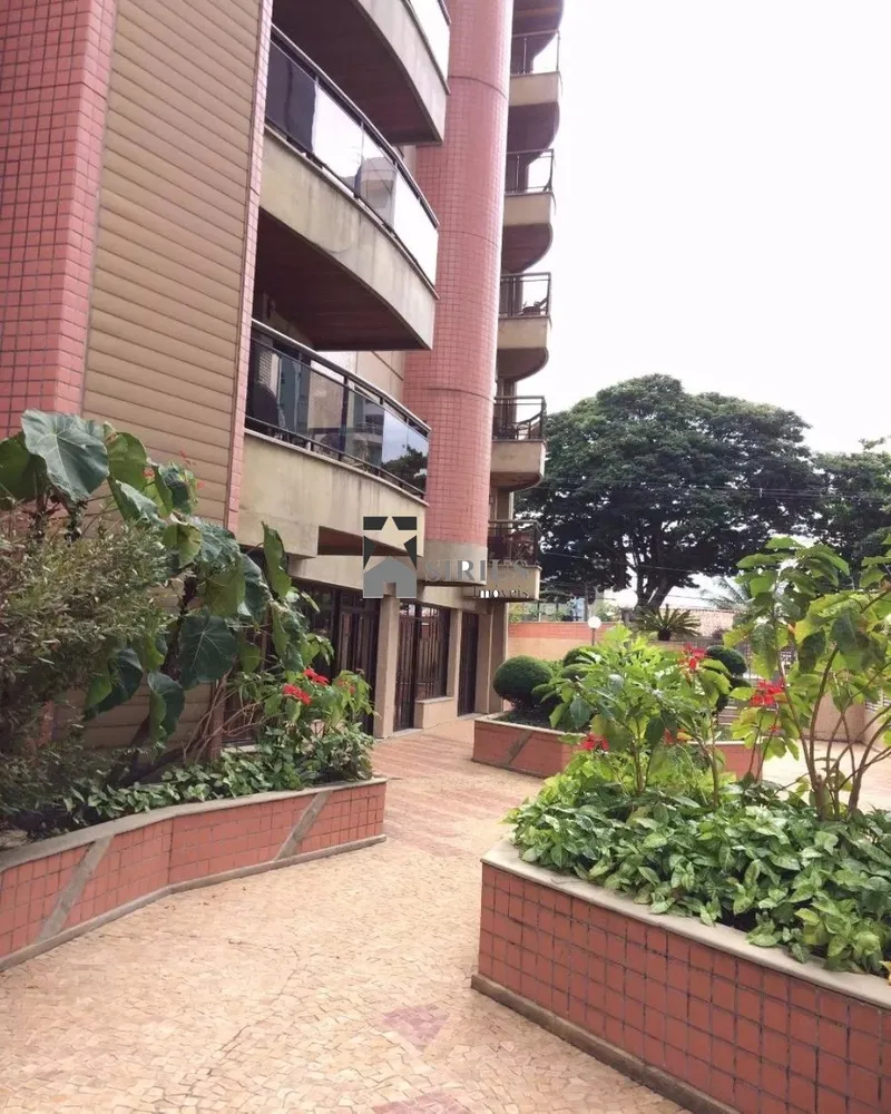 Apartamento, 3 quartos, 138 m² - Foto 1
