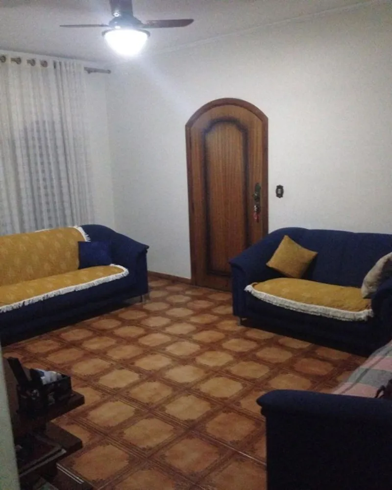 Casa, 3 quartos, 203 m² - Foto 1