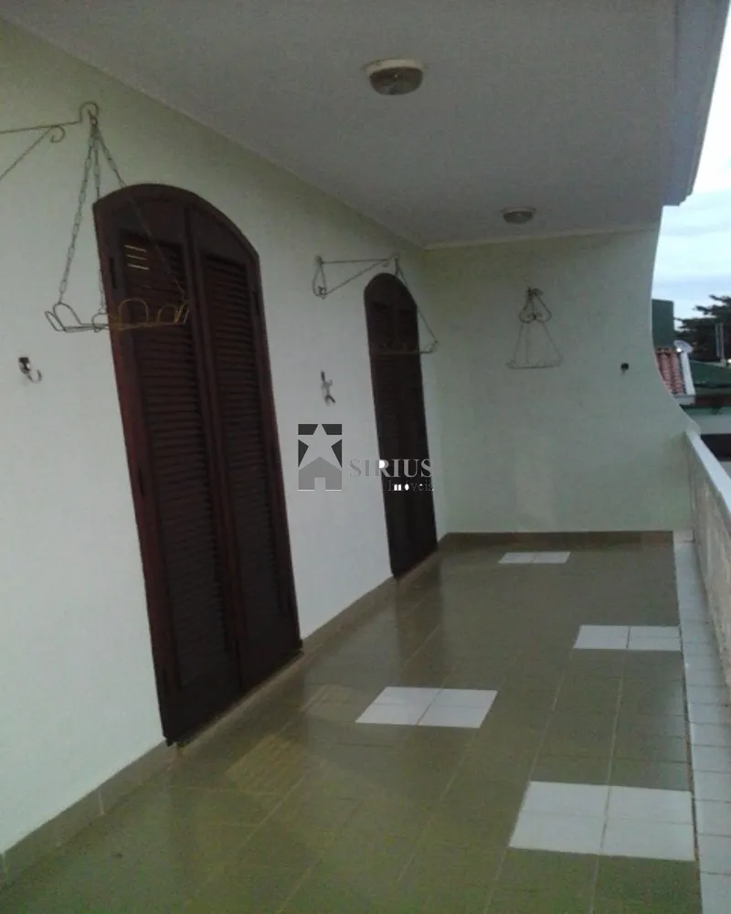 Casa, 4 quartos, 300 m² - Foto 1