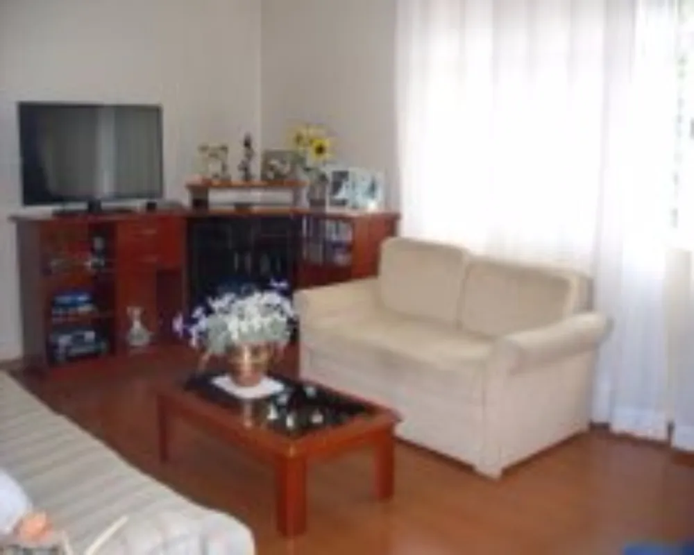 Casa, 3 quartos, 220 m² - Foto 1