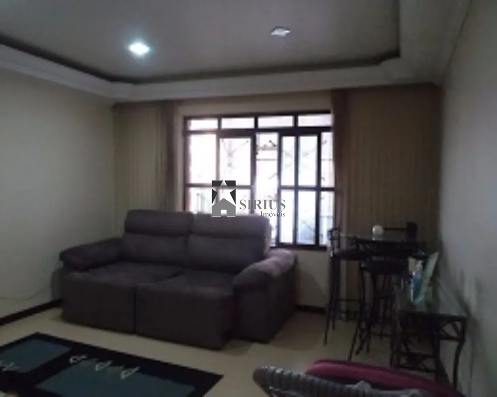Sobrado, 3 quartos, 210 m² - Foto 1