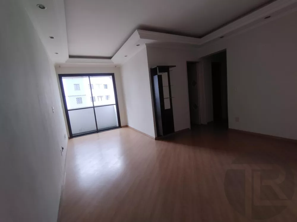 Apartamento à venda com 3 quartos, 66m² - Foto 3