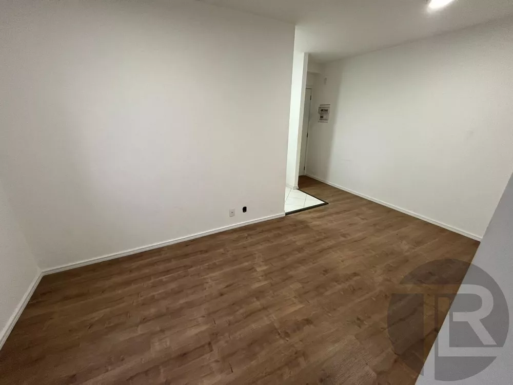 Apartamento à venda com 2 quartos, 44m² - Foto 3