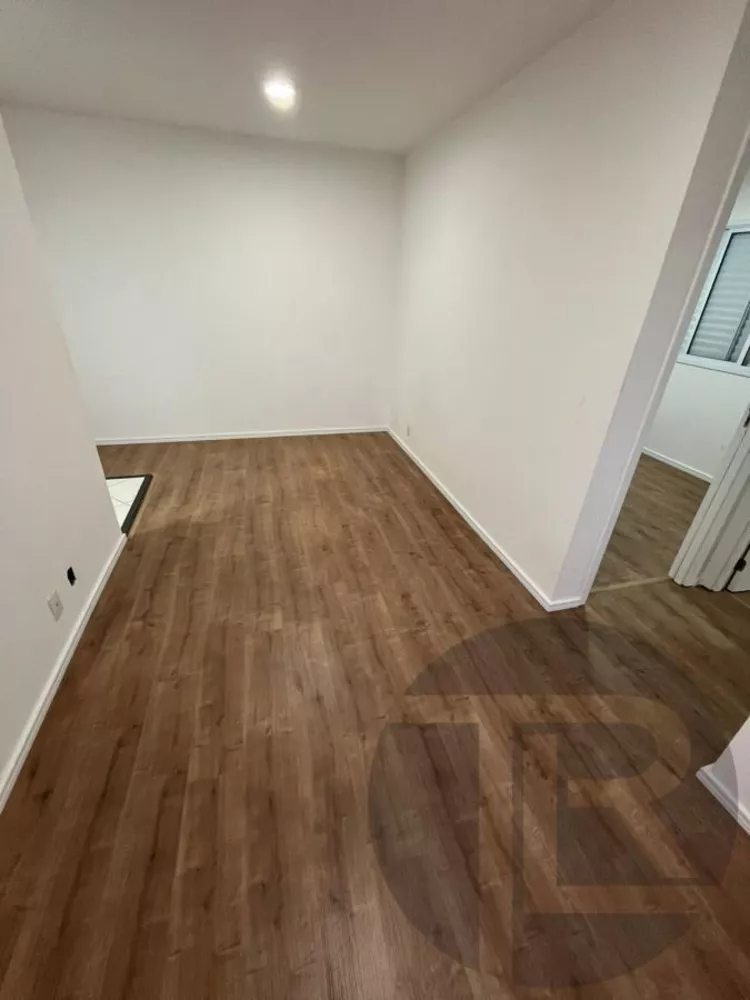 Apartamento à venda com 2 quartos, 44m² - Foto 4