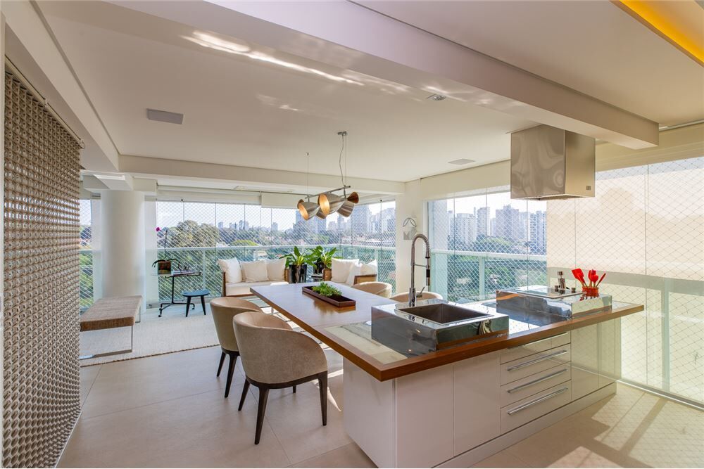 Apartamento, 4 quartos, 251 m² - Foto 2