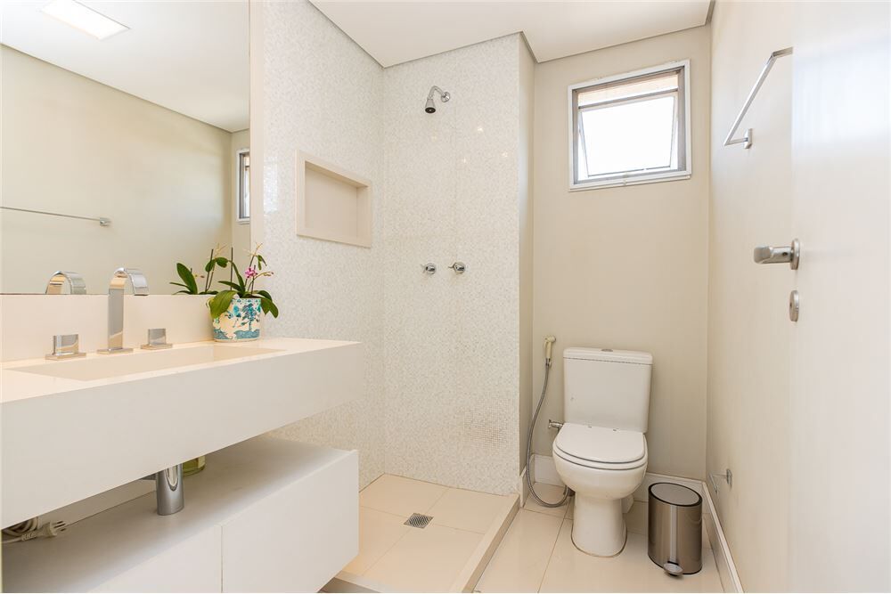Apartamento à venda com 2 quartos, 77m² - Foto 8