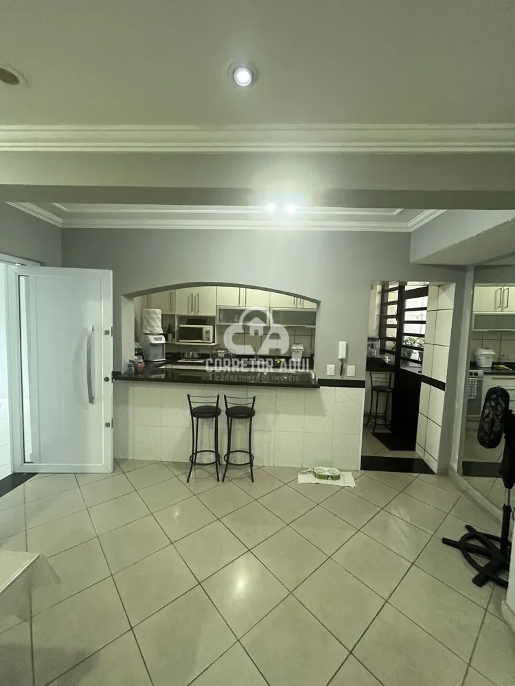 Casa, 4 quartos, 300 m² - Foto 5
