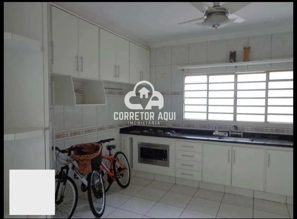 Casa, 3 quartos, 147 m² - Foto 3