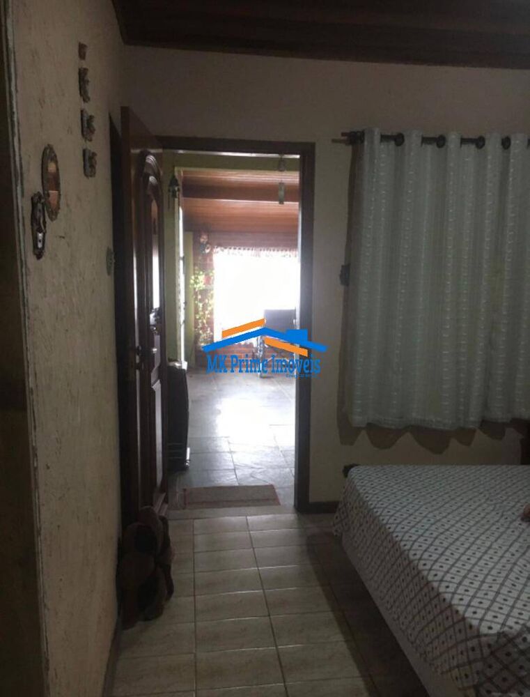 Casa à venda com 4 quartos, 189m² - Foto 4