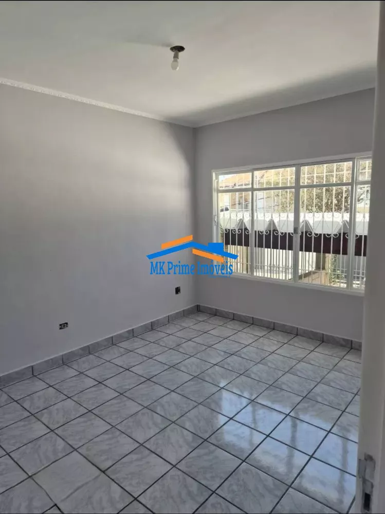 Casa à venda com 2 quartos, 125m² - Foto 2